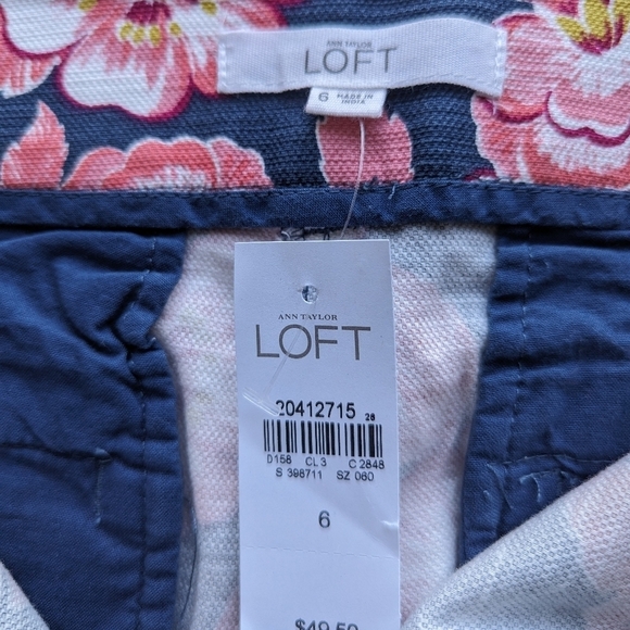 Loft Riviera Tropical Floral Flat Front Shorts Pink Blue Gray White - sz 6 - Picture 3 of 8